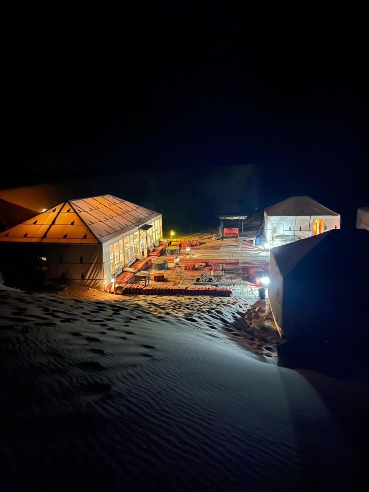 Отель Starlit Camp Мерзуга Экстерьер фото